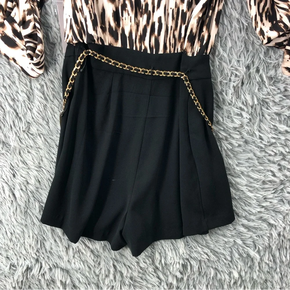 Jennifer Lopez Romper Womens 8 NWT Cheetah Vneck Chain Belt Shorts